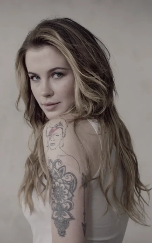 Ireland Baldwin durante un’apparizione pubblica