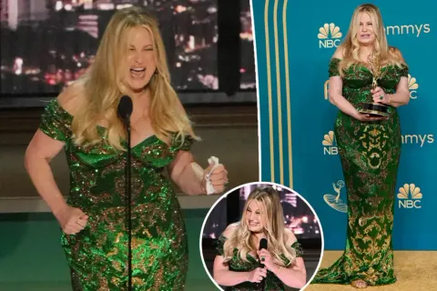 Jennifer Coolidge colorful gown outfit