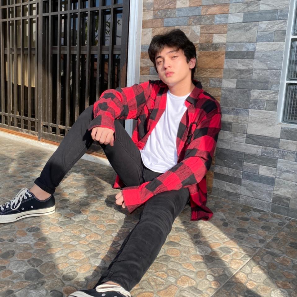 Seth Fedelin casual outfit Seth Fedelin casual outfit